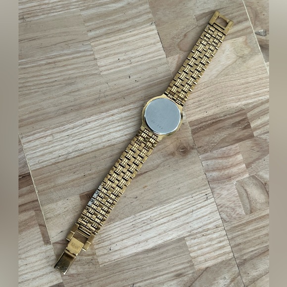 Seiko Vintage Ladies Watch Gold-Tone Bracelet Case White Dial New Crystal main image 4